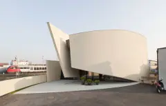 einsegnungshalle_in_graz__friedhof_center_02