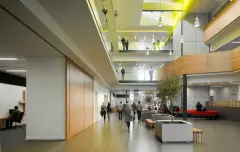 bildungszentrum_in_manchester_03