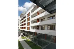 wohn_und_geschaeftshaus_in_warschau_02