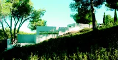 schwimmbecken_in_le_paradou_01