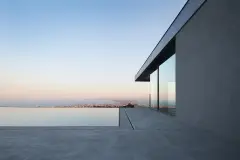 17_esterno_piscina_e_vetrata_cz