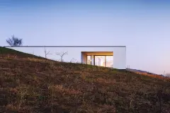 2_21_timis_house_image_01