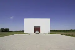 u_formen_minimalistischer_energiesparender_gewerbebau_07