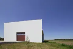 u_formen_minimalistischer_energiesparender_gewerbebau_10