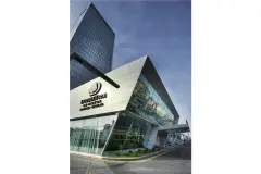 double_tree_hilton_hotel_01